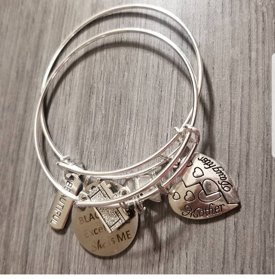 Mother and daughter charm bracelet set